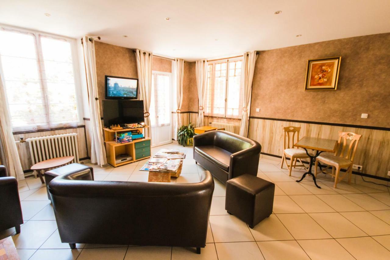 Les Messageries Hotell Saint-Flour  Eksteriør bilde